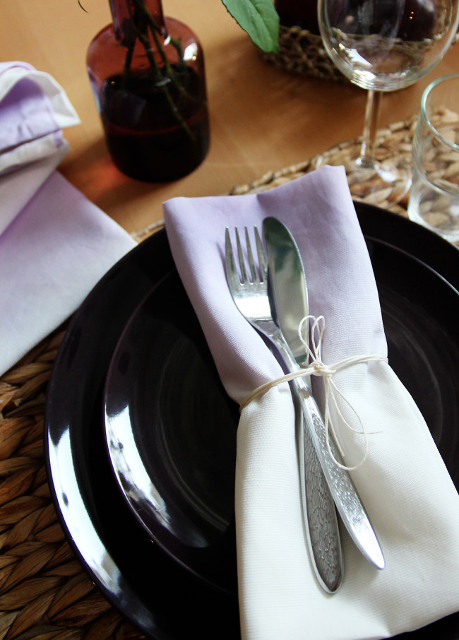 DIY: Dip-Dye Tutorial for Ombre Watercolour Napkins / www.fanfarella.at