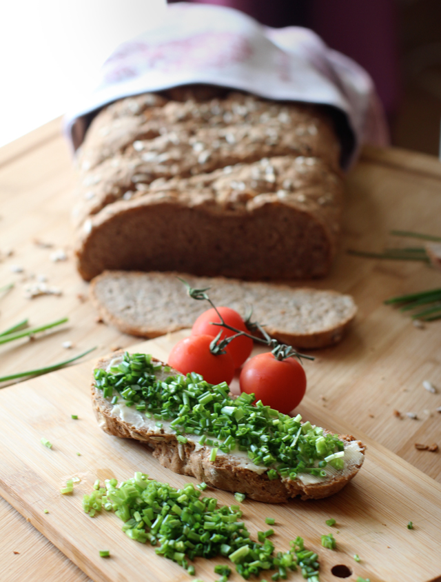 Rezept: Schnelles Vollkornbrot mit Dinkel und Roggen | Fanfarella
